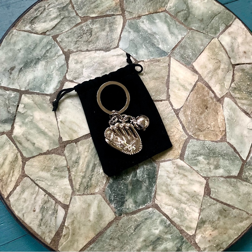 Coach RARE Baseball Mitt & Ball Glove Keyring Silver F93114